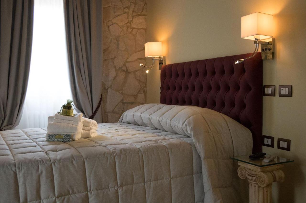 Borgo Incantato Spoleto Pompagnano 外观 照片