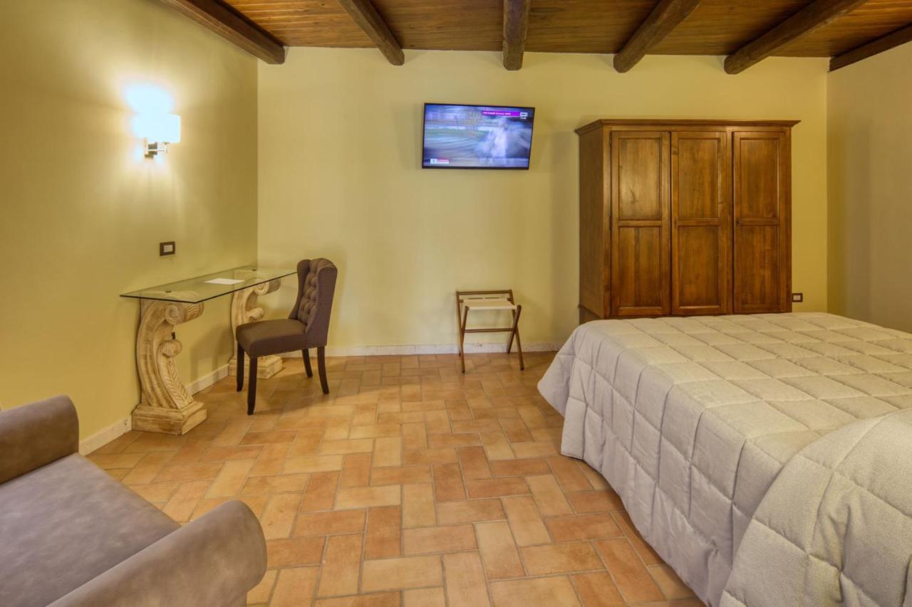 Borgo Incantato Spoleto Pompagnano 外观 照片