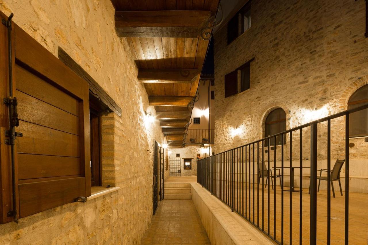Borgo Incantato Spoleto Pompagnano 外观 照片