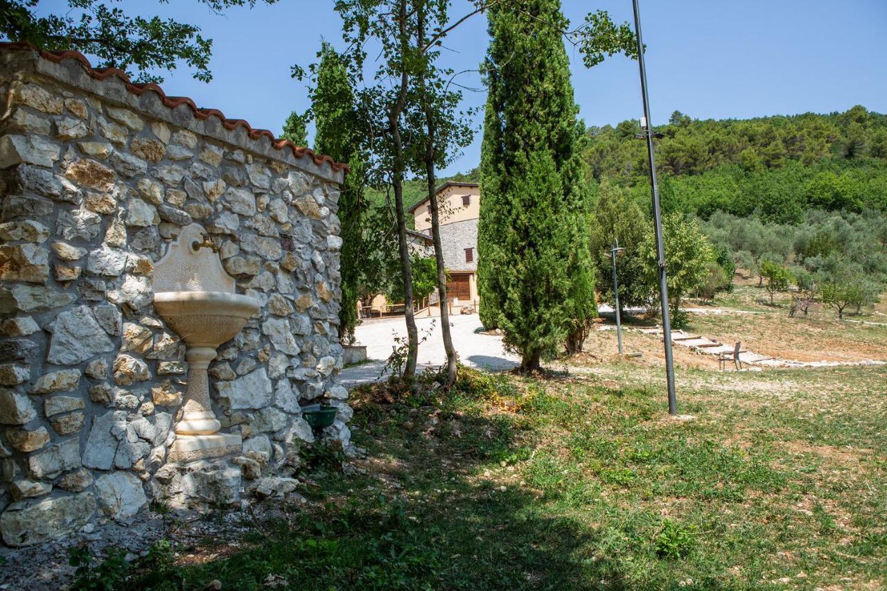 Borgo Incantato Spoleto Pompagnano 外观 照片