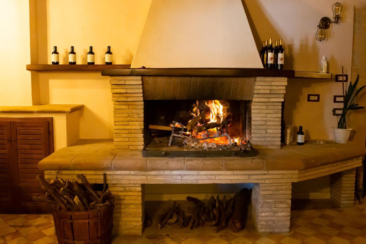 Borgo Incantato Spoleto Pompagnano 外观 照片